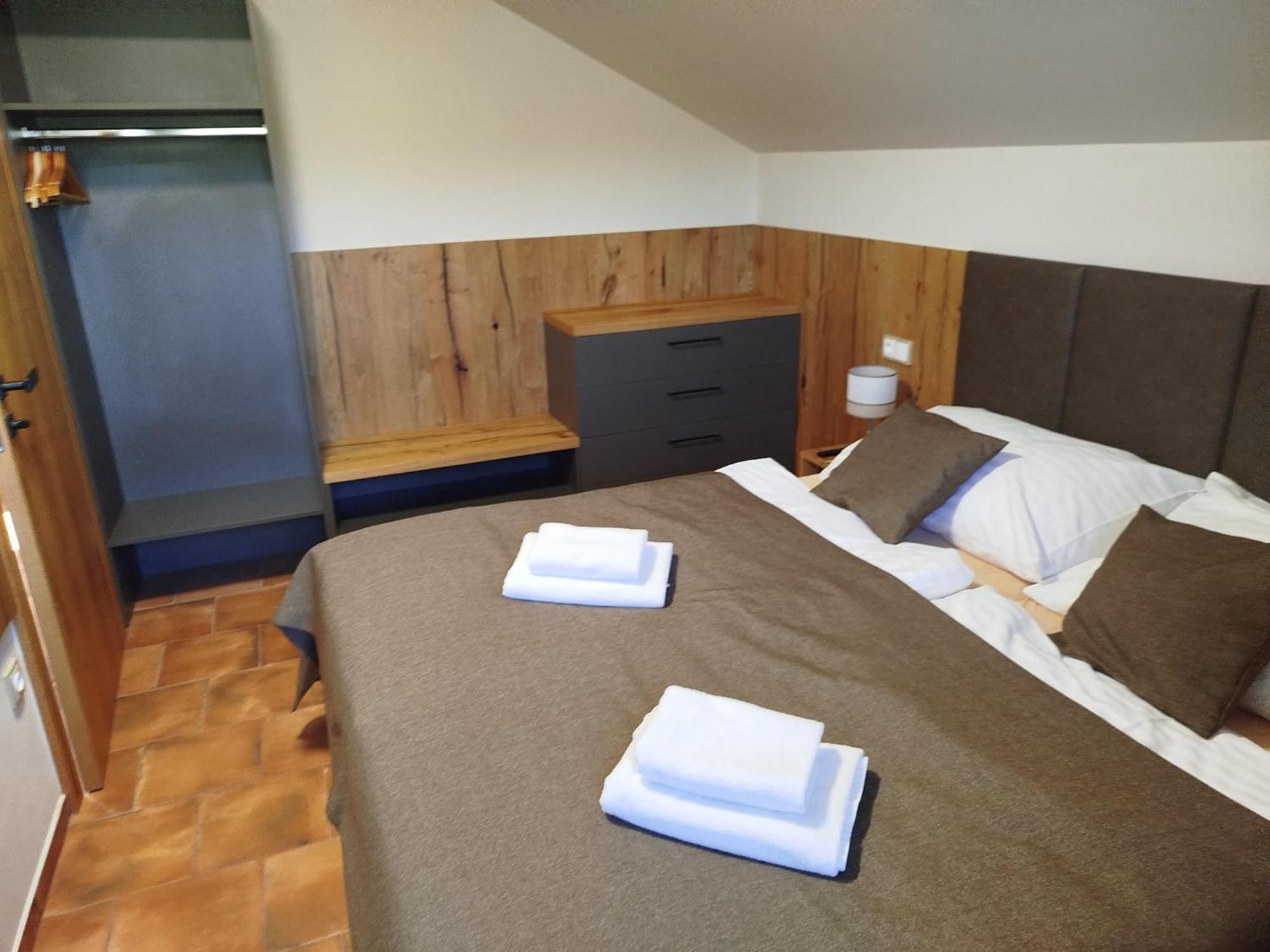 Sklep Vino Strycek Guest House Velké Bílovice Екстериор снимка